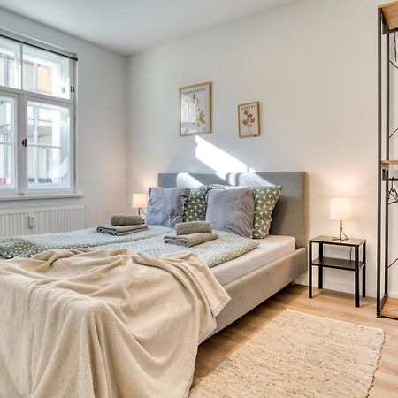 Ferienwohnung Homy I Moderner Retrocharme Wlan & Netflix Leipzig Exterior foto